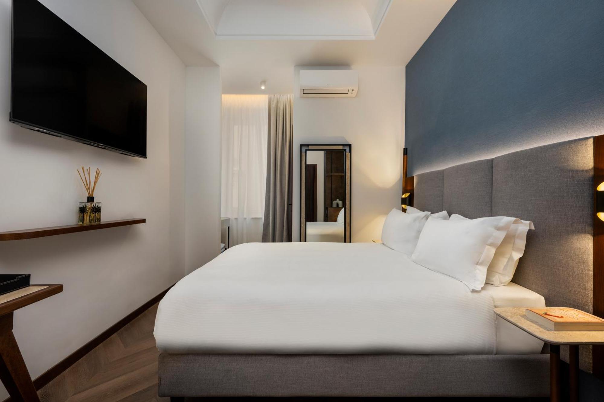 Boutique Hotel Piedra Rome City Centre Exterior photo
